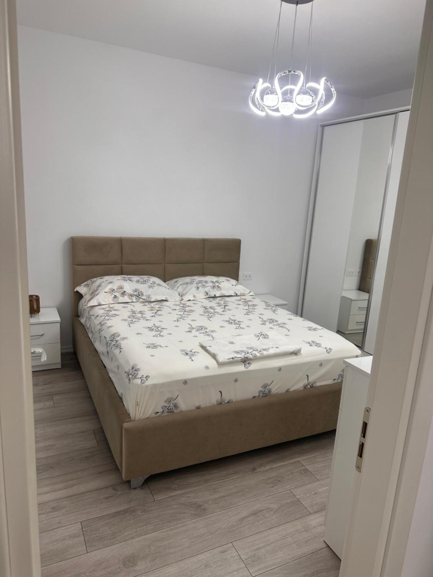 Bratti'S Apartment Near Tirana Center And Mother Teresa Airport Exterior foto